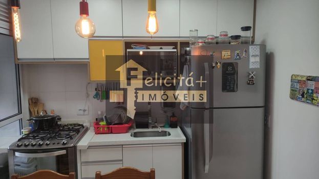 Foto 3 do(a) Apartamento de 2 quartos à venda em Jardim Marilu, Carapicuíba