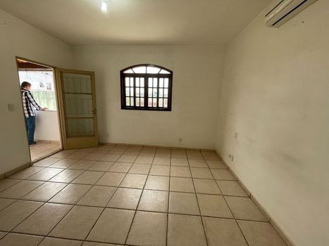 Foto 18 do(a) Casa de 3 quartos à venda em Vale das Amendoeiras, Contagem