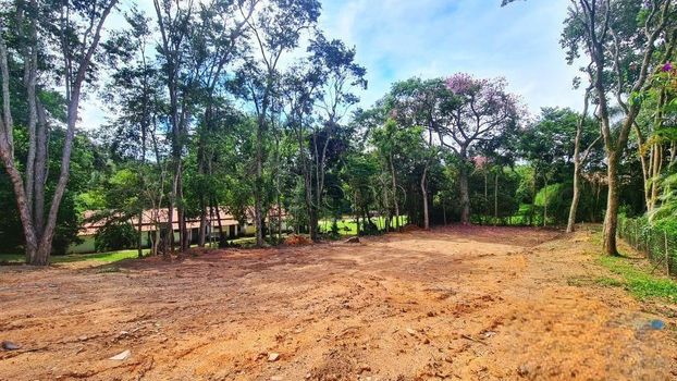 Foto 1 do(a) Casa em Condomínio false à venda em Chácaras Alpina, Valinhos