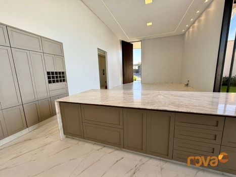Foto 14 do(a) Casa em Condomínio de 4 quartos à venda em Residencial Goiânia Golfe Clube, Goiânia