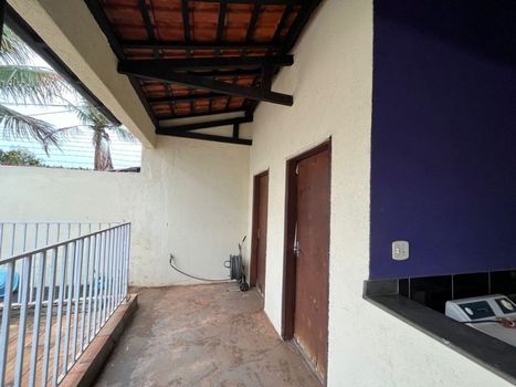 Foto 43 do(a) Casa de 3 quartos à venda em San Fernando, Londrina