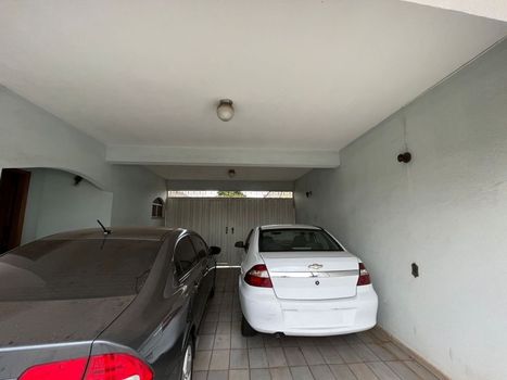 Foto 3 do(a) Casa de 3 quartos à venda em San Fernando, Londrina