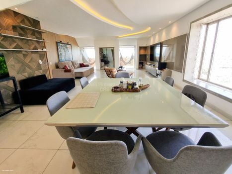 Foto 4 do(a) Cobertura de 5 quartos à venda em Farol, Maceió