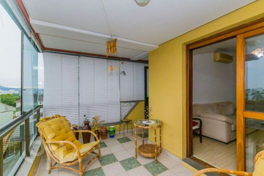 Foto 4 do(a) Apartamento de 3 quartos à venda em Tristeza, Porto Alegre