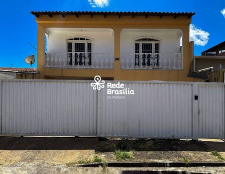 Foto 1 do(a) Casa de 3 quartos para alugar em Riacho Fundo II, Brasília