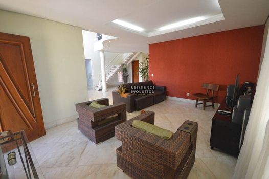 Foto 5 do(a) Casa em Condomínio de 4 quartos à venda em Vale das Amendoeiras, Contagem