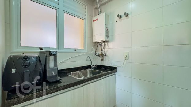 Foto 15 do(a) Apartamento de 2 quartos à venda em Petrópolis, Porto Alegre
