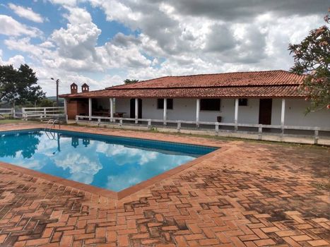 Foto 5 do(a) Fazenda / Sítio / Chácara de 4 quartos à venda em null, Capela do Alto