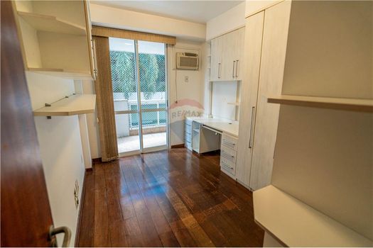Foto 36 do(a) Apartamento de 3 quartos à venda em Jardim Guanabara, Rio de Janeiro