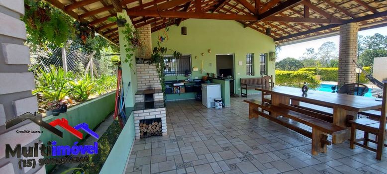 Foto 2 do(a) Fazenda / Sítio / Chácara de 2 quartos à venda em Chácara dos Pinhais, Boituva