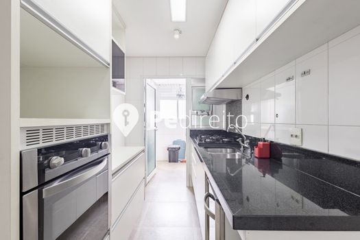 Foto 14 do(a) Apartamento de 3 quartos à venda em Vila Bertioga, São Paulo