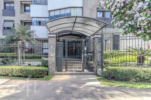Foto 21 do(a) Apartamento de 2 quartos à venda em Petrópolis, Porto Alegre