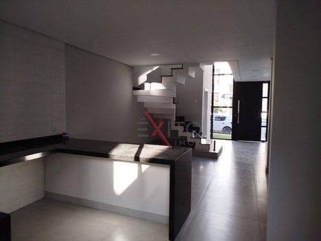Foto 3 do(a) Casa em Condomínio de 3 quartos à venda em Jardim Celeste, Jundiaí