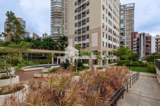 Foto 36 do(a) Cobertura de 1 quartos à venda em Jardim Fonte do Morumbi, São Paulo