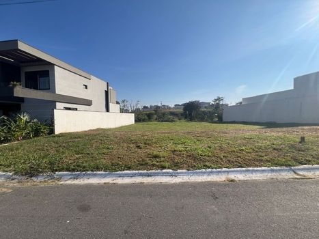 Foto 1 do(a) Terreno false à venda em Parque Ipiranga, Resende