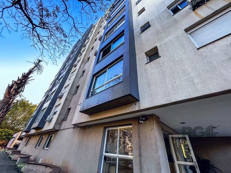 Foto 4 do(a) Apartamento de 2 quartos à venda em Cavalhada, Porto Alegre