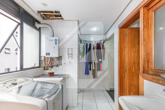 Foto 13 do(a) Apartamento de 3 quartos à venda em Petrópolis, Porto Alegre