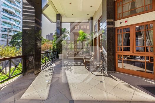 Foto 33 do(a) Apartamento de 3 quartos à venda em Petrópolis, Porto Alegre