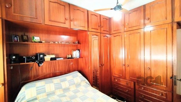Foto 9 do(a) Flat de 3 quartos à venda em Vila Ipiranga, Porto Alegre