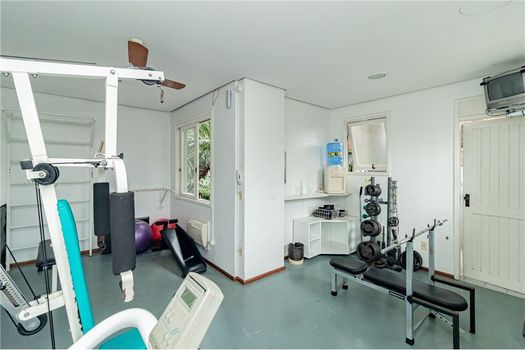 Foto 41 do(a) Apartamento de 3 quartos à venda em Passo da Areia, Porto Alegre