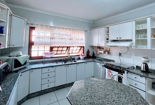 Foto 4 do(a) Casa de 3 quartos à venda em Vila Parque Brasília, Cachoeirinha