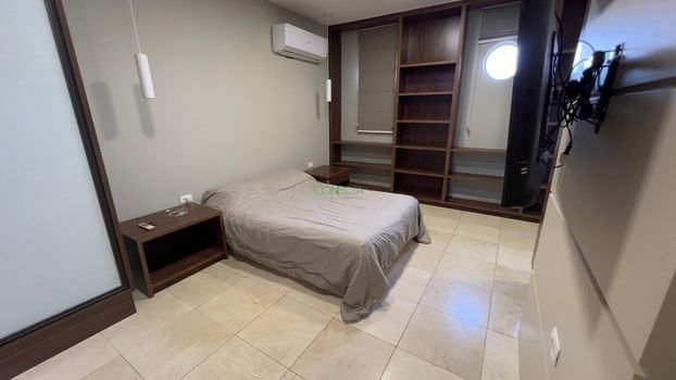 Foto 36 do(a) Apartamento de 6 quartos à venda em Centro, Londrina