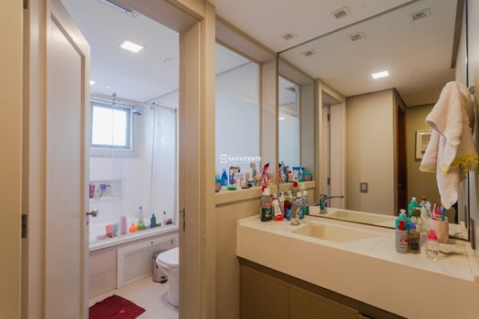 Foto 23 do(a) Cobertura de 3 quartos à venda em Moinhos de Vento, Porto Alegre