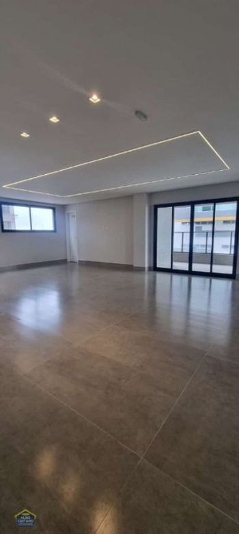 Foto 2 do(a) Cobertura de 2 quartos à venda em Maracanã, Praia Grande