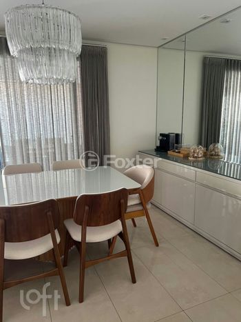 Foto 3 do(a) Apartamento de 3 quartos à venda em Itaim Bibi, São Paulo