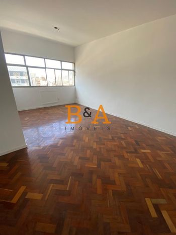 Foto 4 do(a) Apartamento de 3 quartos à venda em Humaitá, Rio de Janeiro