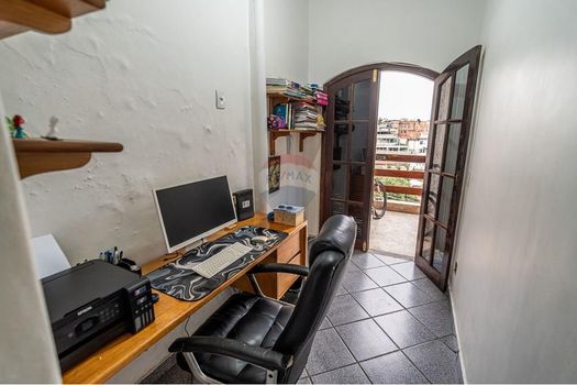 Foto 24 do(a) Casa de 5 quartos à venda em Cacuia, Rio de Janeiro