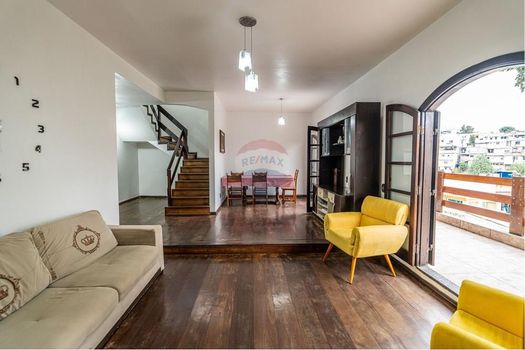 Foto 3 do(a) Casa de 5 quartos à venda em Cacuia, Rio de Janeiro