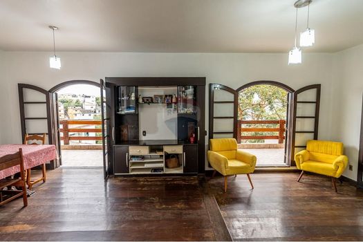 Foto 11 do(a) Casa de 5 quartos à venda em Cacuia, Rio de Janeiro