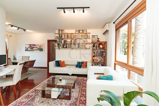 Foto 2 do(a) Apartamento de 3 quartos à venda em Mont Serrat, Porto Alegre