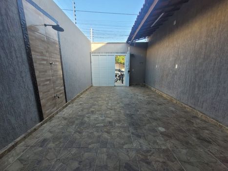 Foto 2 do(a) Casa de 2 quartos à venda em Parque Dois Irmãos, Fortaleza