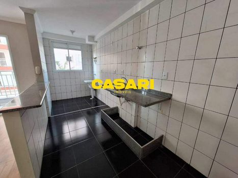 Foto 5 do(a) Apartamento de 2 quartos à venda em Jardim Santo André, Santo André