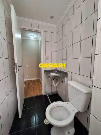 Foto 13 do(a) Apartamento de 2 quartos à venda em Jardim Santo André, Santo André