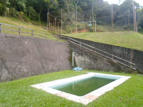Foto 17 do(a) Terreno false à venda em Bingen, Petrópolis