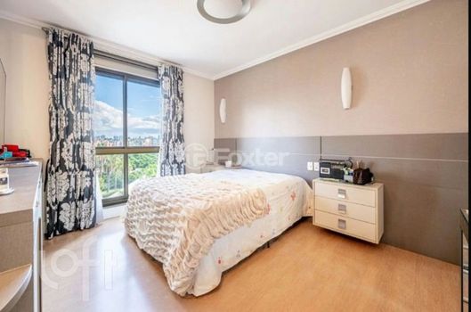 Foto 9 do(a) Apartamento de 3 quartos à venda em Jardim Europa, Porto Alegre