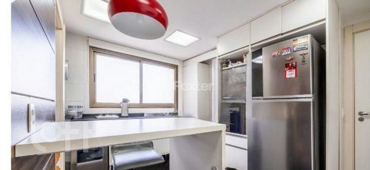 Foto 4 do(a) Apartamento de 3 quartos à venda em Jardim Europa, Porto Alegre