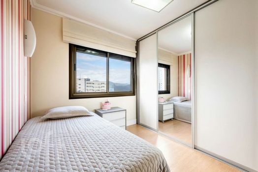Foto 7 do(a) Apartamento de 3 quartos à venda em Jardim Europa, Porto Alegre