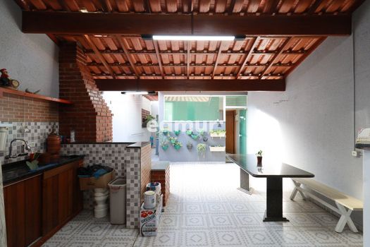 Foto 4 do(a) Casa de 3 quartos à venda em Vila Camilópolis, Santo André