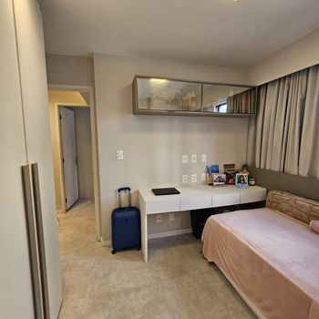 Foto 11 do(a) Apartamento de 3 quartos à venda em Pina, Recife
