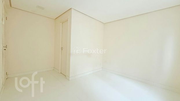 Foto 12 do(a) Apartamento de 3 quartos à venda em Jardim Carvalho, Porto Alegre