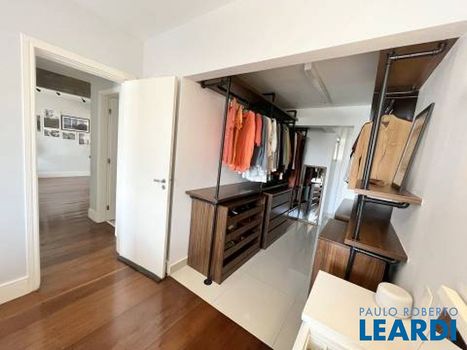 Foto 25 do(a) Apartamento false à venda em Vila Mariana, São Paulo