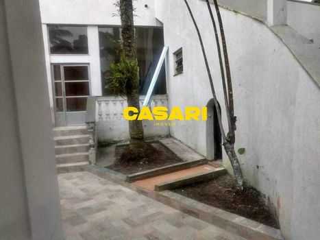Foto 6 do(a) Fazenda / Sítio / Chácara de 3 quartos à venda em Dos Finco, São Bernardo do Campo