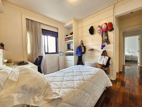 Foto 18 do(a) Apartamento de 4 quartos à venda em Jardim Vila Mariana, São Paulo