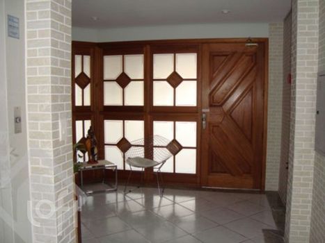 Foto 4 do(a) Apartamento de 2 quartos à venda em Vila Ipiranga, Porto Alegre