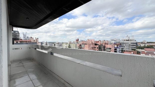 Foto 12 do(a) Cobertura de 3 quartos à venda em Jardim Lindóia, Porto Alegre