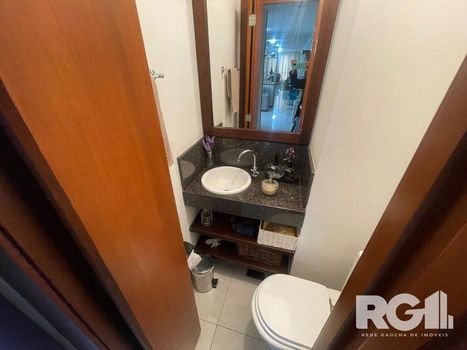 Foto 8 do(a) Apartamento de 3 quartos à venda em Jardim São Pedro, Porto Alegre